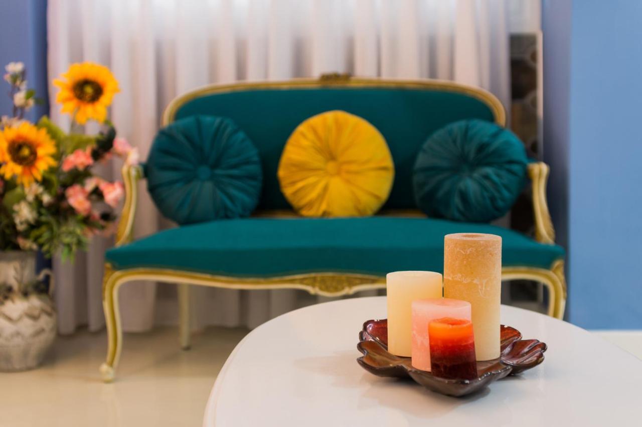 Wonderful Renovated Apartment With Private Patio 아테네 외부 사진